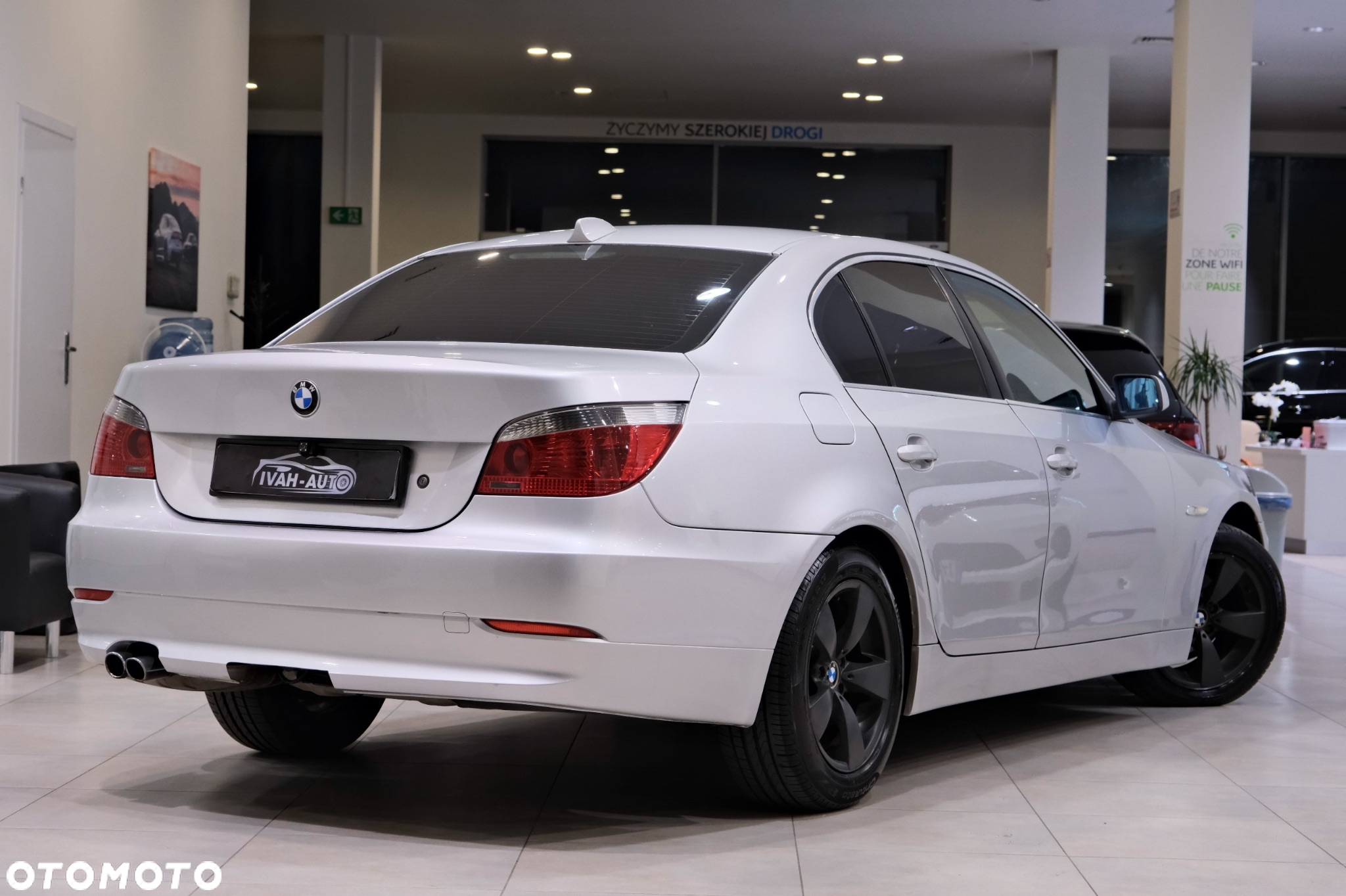 BMW Seria 5 520i - 16