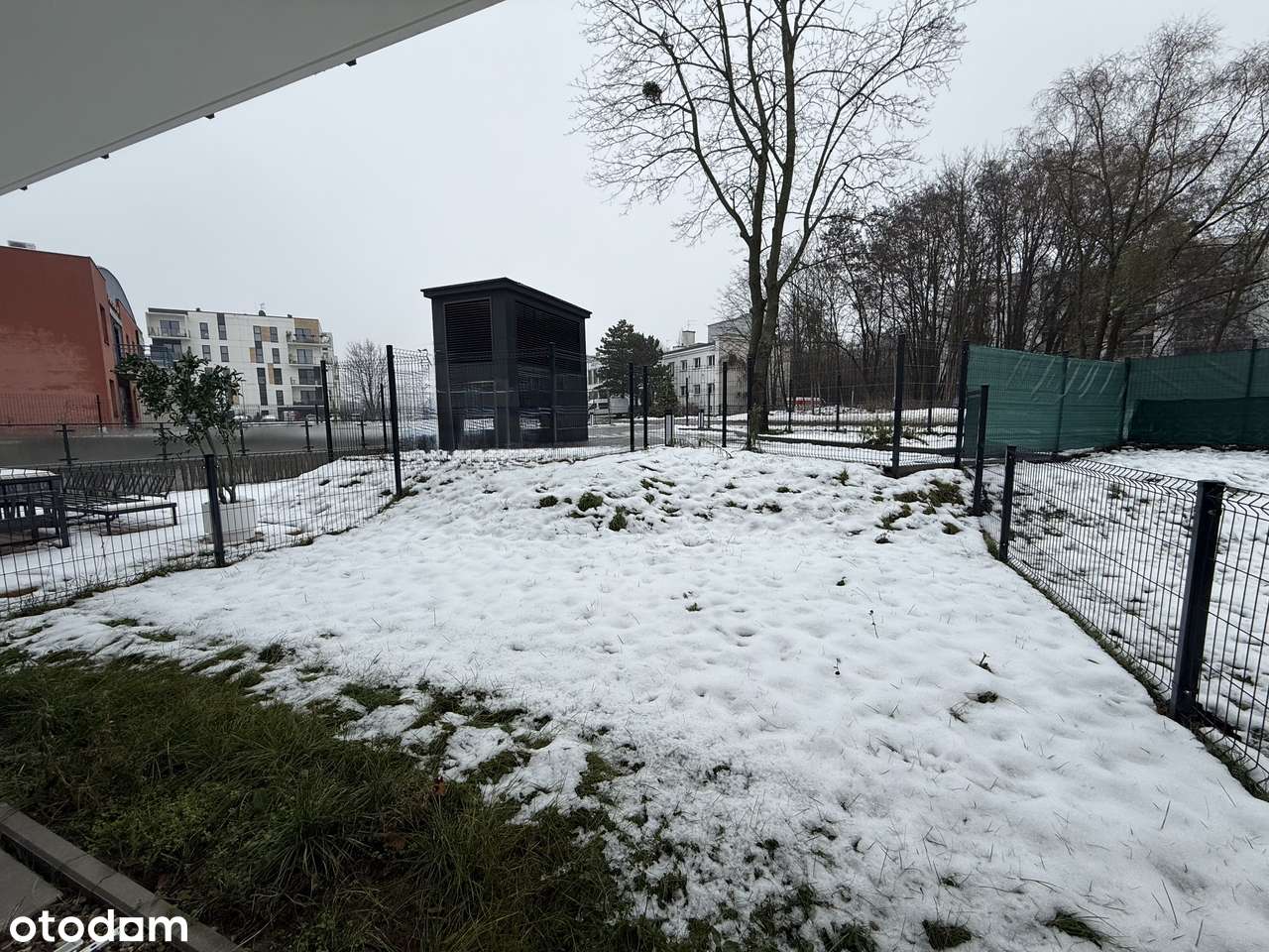 Parterowe mieszkanie 2pokojowe z ogródkiem i miejscem w hali garażowej-13