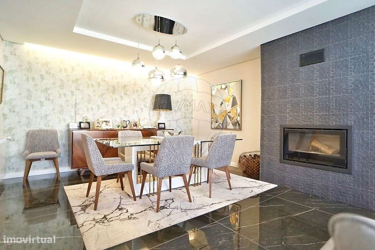 Apartamento T4 Para Venda