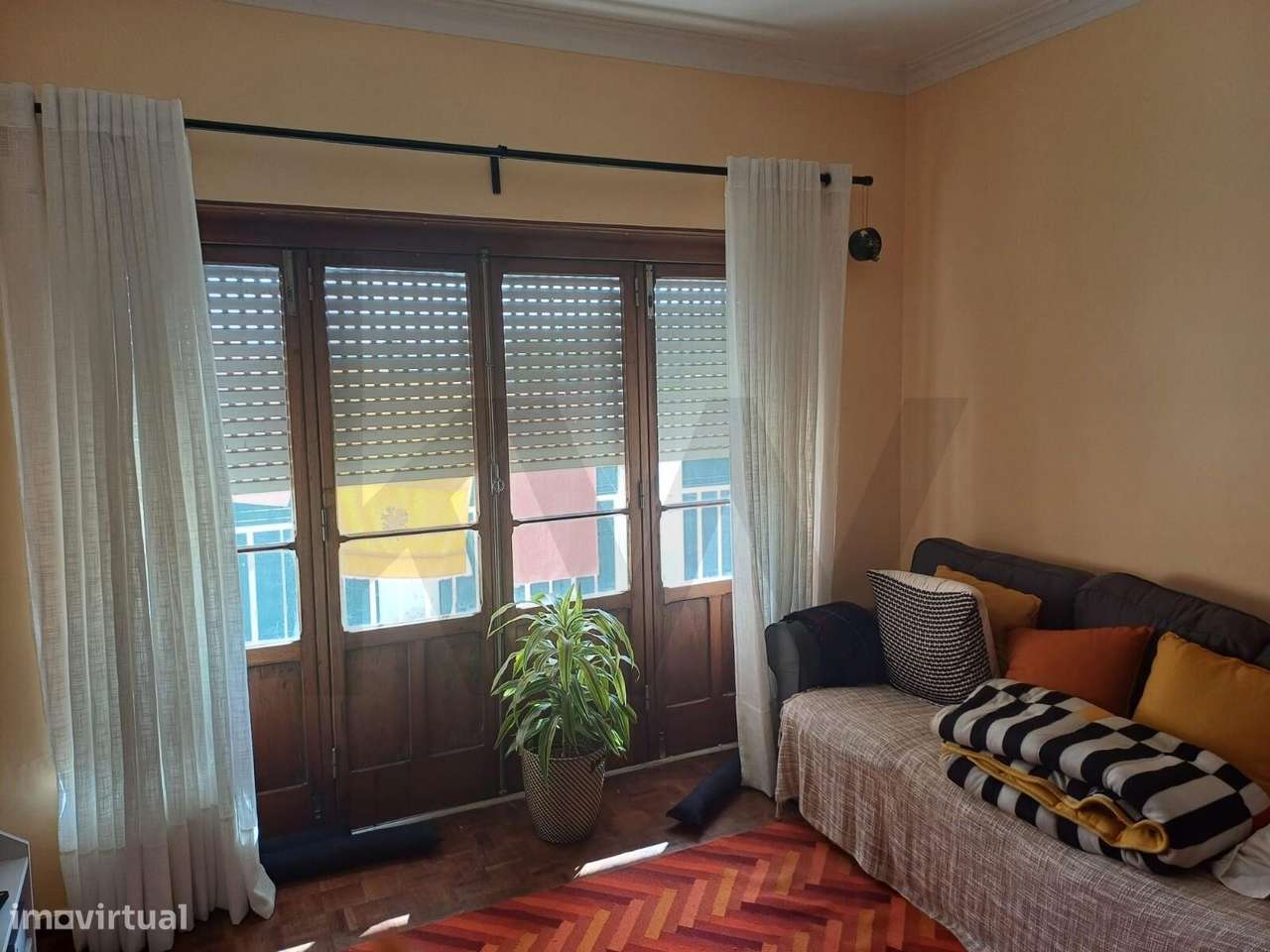 Prédio com 3 frações T3 com varandas e garagens box em Loures, ideal p - Grande imagem: 5/12