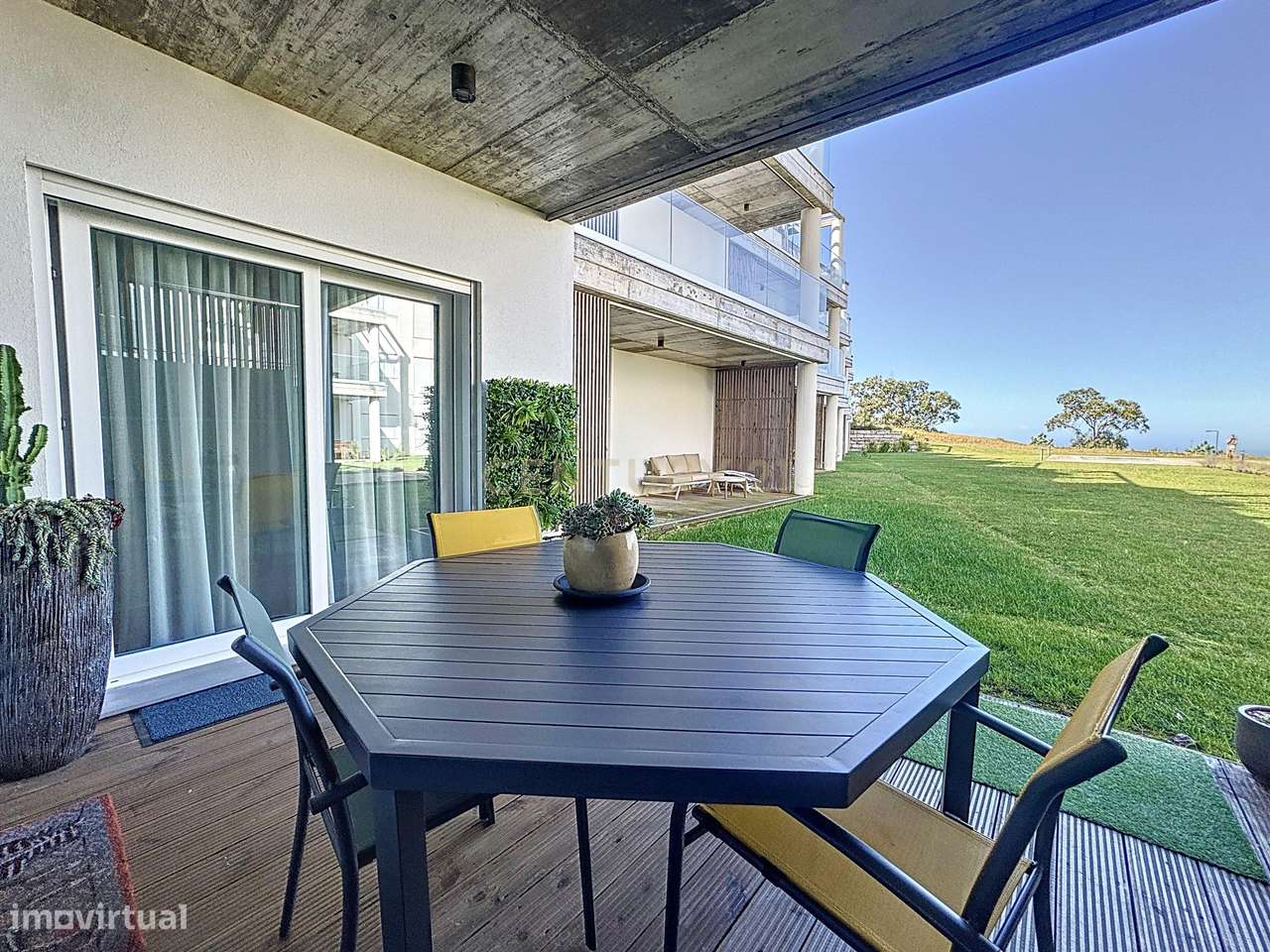 Excelente apartamento T2 - Condomínio de luxo na Nazaré - Vista mar-7