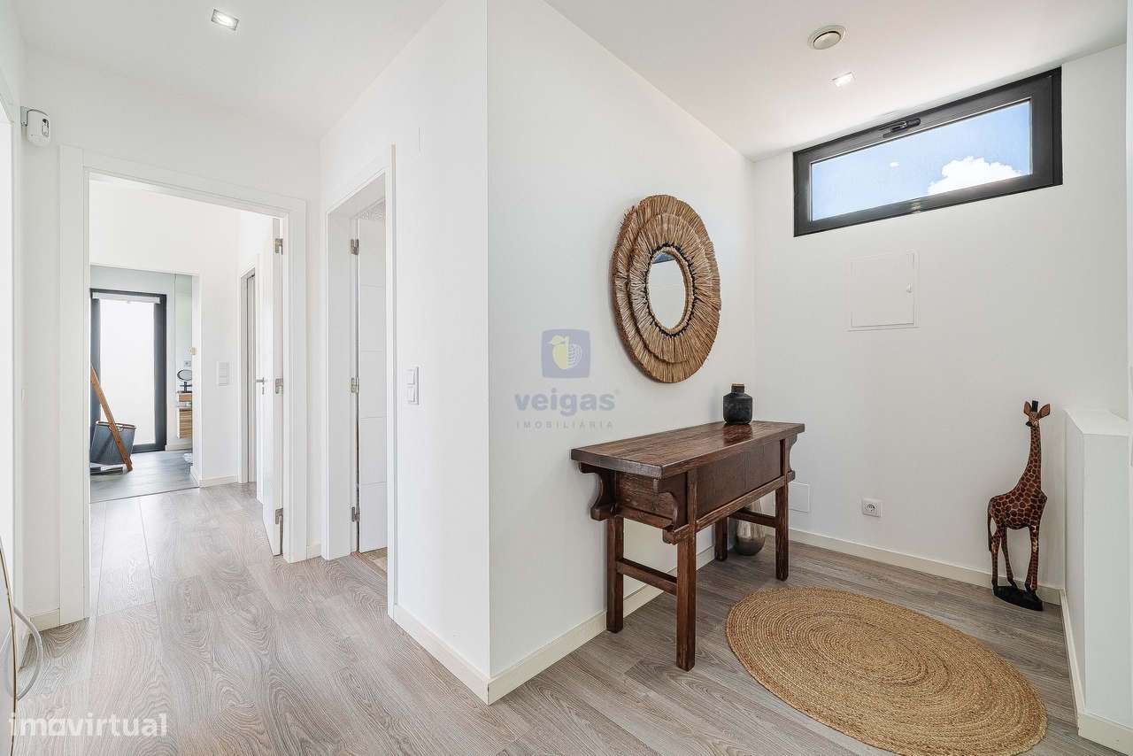 Moradia Isolada em Condominio-28