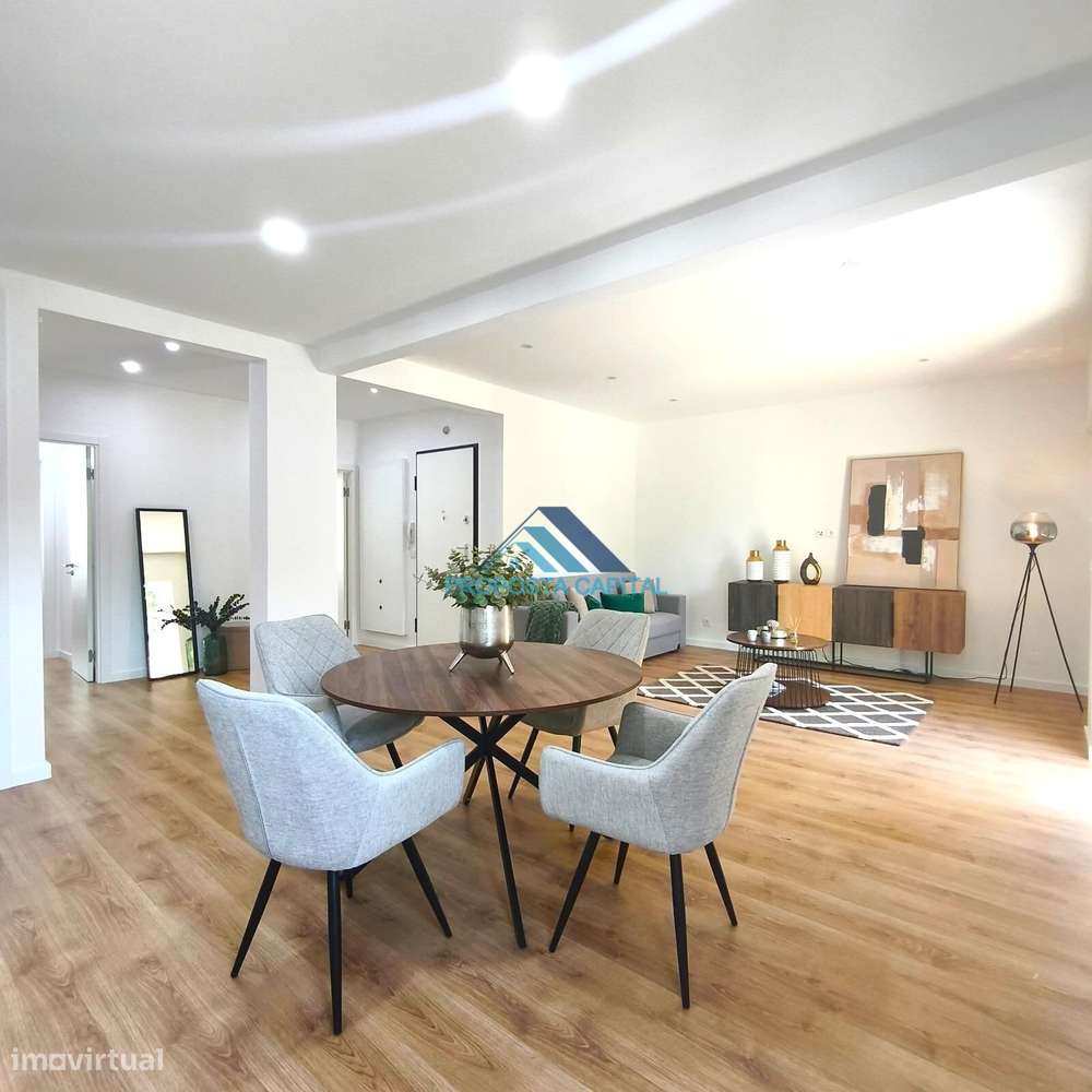 Apartamento T3 em Remodelação Total-0