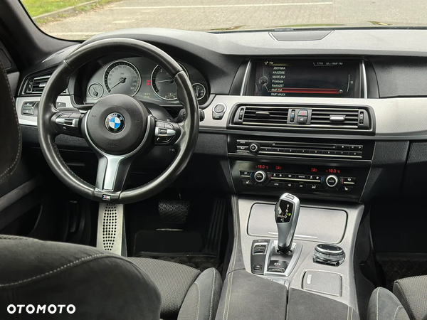 BMW Seria 5 530d Touring - 11