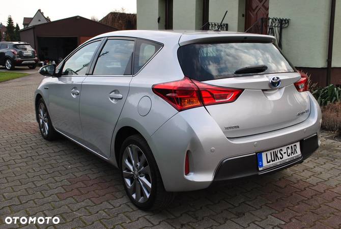 Toyota Auris 1.8 Hybrid Executive - 3