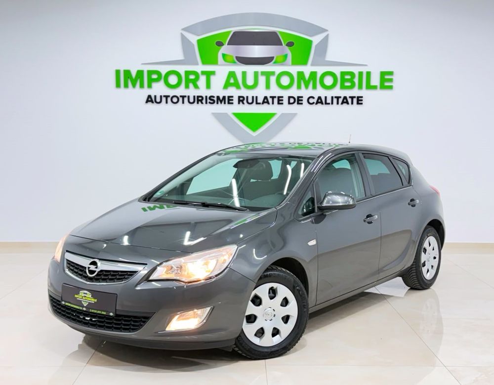 Opel Astra J [2009 - 2018] 1.4 Turbo Active 2011