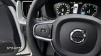 Volvo XC 60 B4 B Momentum Pro - 16