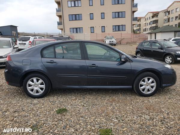 Renault Laguna Grandtour dCi 110 FAP Expression - 7