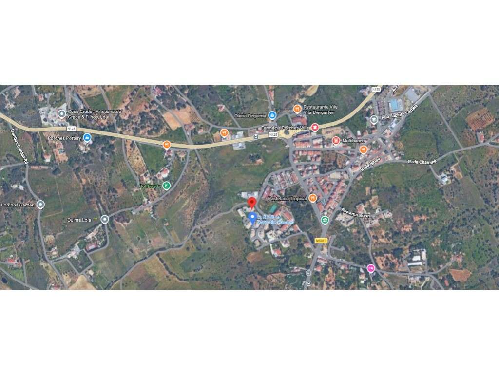 T2 com terraço e varanda | Totalmente renovado-17