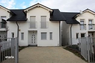 Casa 5 camere, mansarda, carport, 2 bai, curte, Sibiu, Calea Cisnadiei