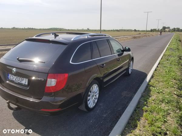 Skoda Superb 1.6 TDI Elegance - 5