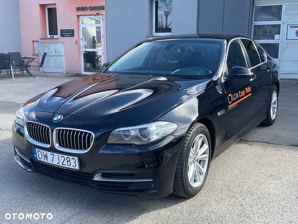 BMW Seria 5 518d - 1