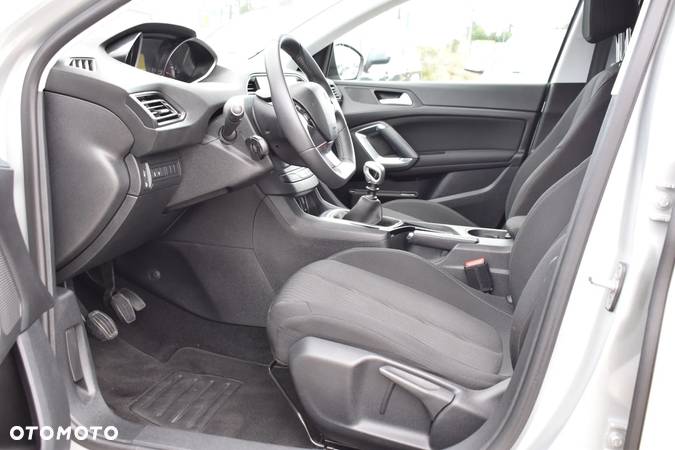 Peugeot 308 1.6 e-HDi Access S&S - 13