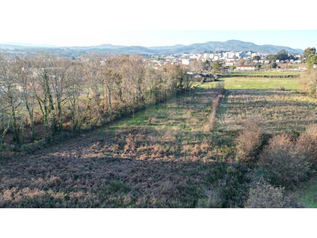 Terreno para construção para venda em Valença - Grande imagem: 3/11
