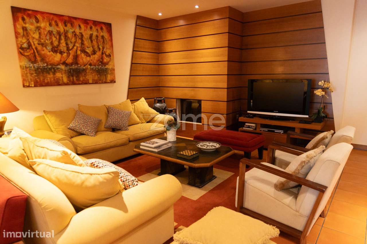 LUXUOSA MORADIA - LOCALIZAÇÃO PREMIUM NO CENTRO DE FAMALICÃO-26