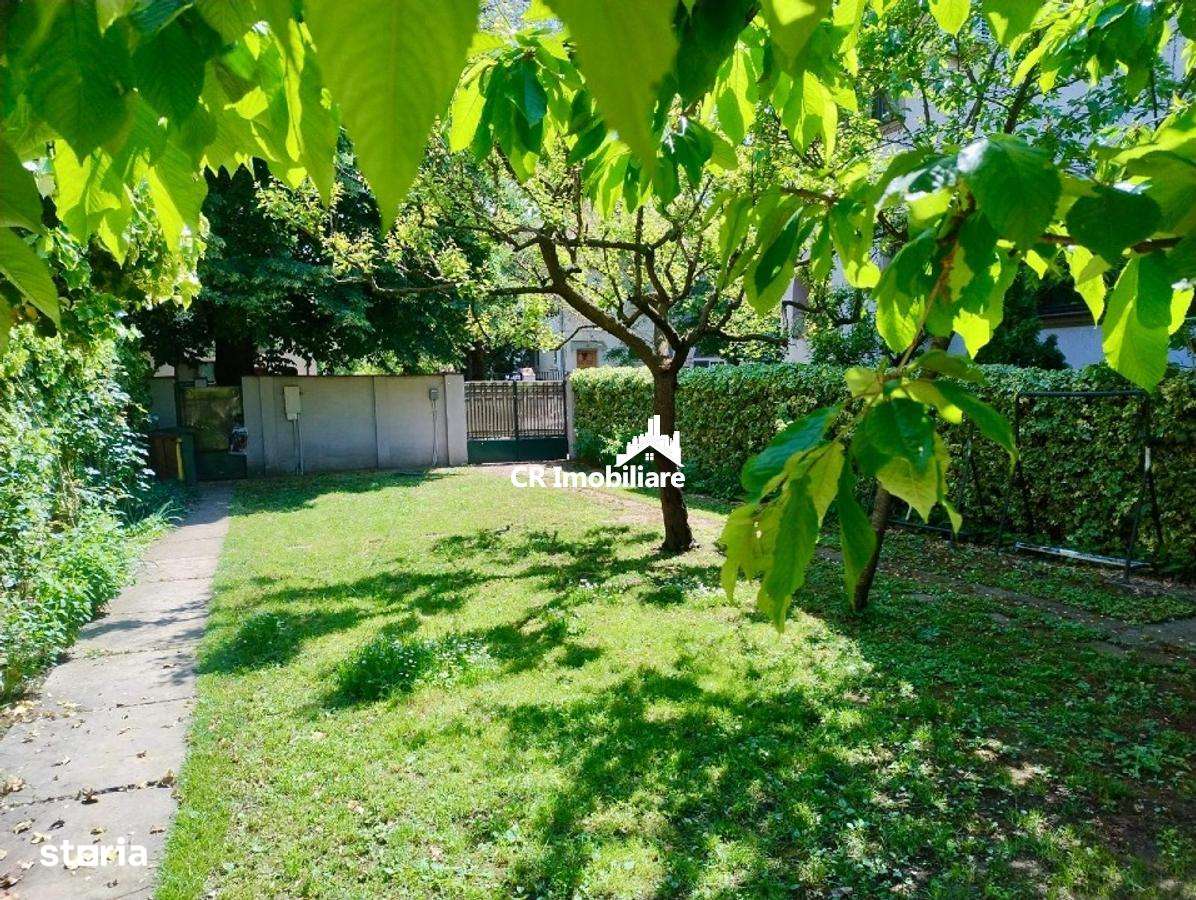 Vanzare 6 Camere Casin Arcul De Triumf