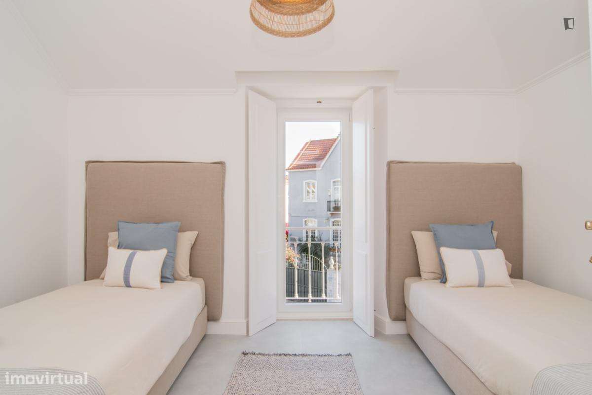 Apartamento com 2 quartos - localizado em Estoril Lisbon - Grande imagem: 3/6
