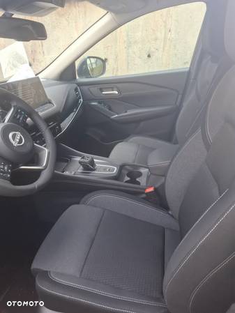 Nissan Qashqai 1.3 DIG-T mHEV N-Connecta Xtronic - 3