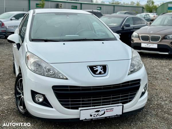 Peugeot 207 1.4 E Premium - 3