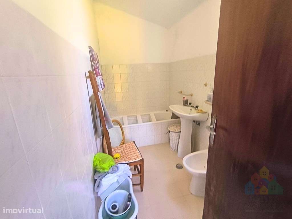 Moradia Isolada com terreno no concelho de Abrantes-10