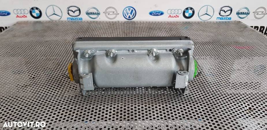 Airbag Pasager Renault Scenic 2 Dezmembrez Renault Scenic 2 - 4