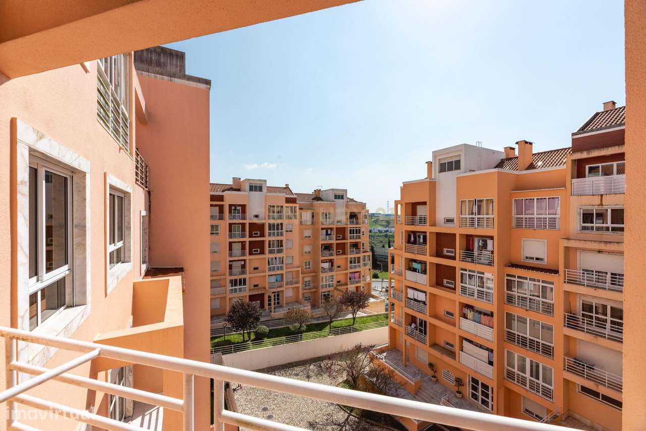 T3 moderno único na urbanização da Anta-8