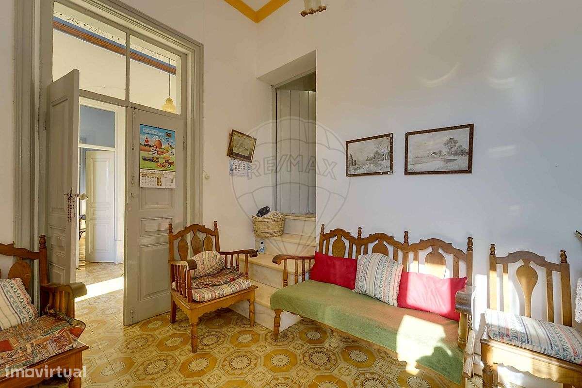 Moradia T15 para venda-11