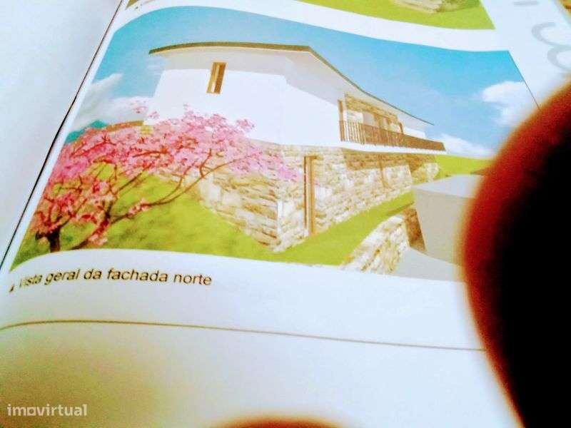 Casa em Runas Gêmeos Guimarzes - Grande imagem: 4/6