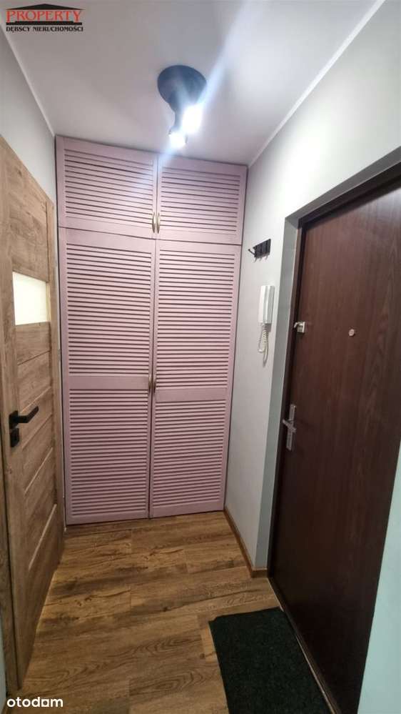 Nowoczesna Kawalerka po remoncie do zamieszkania-8