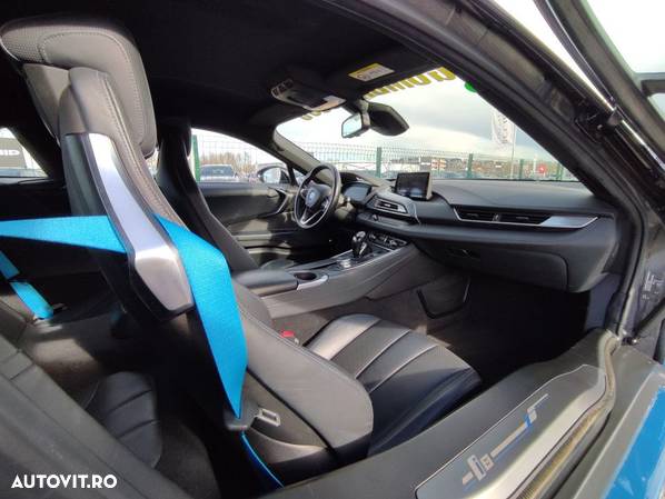 BMW i8 Standard - 17