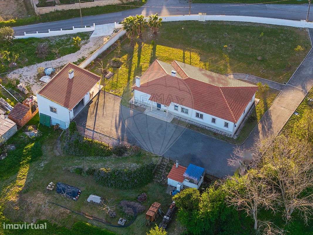 Moradia T4 para venda-44