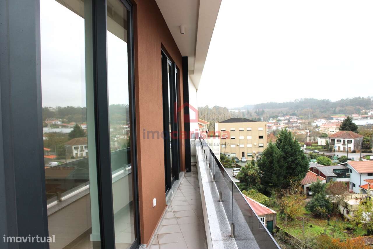 Apartamento T3 Novo, No Último Piso, Centro de Paços de Ferreira-34