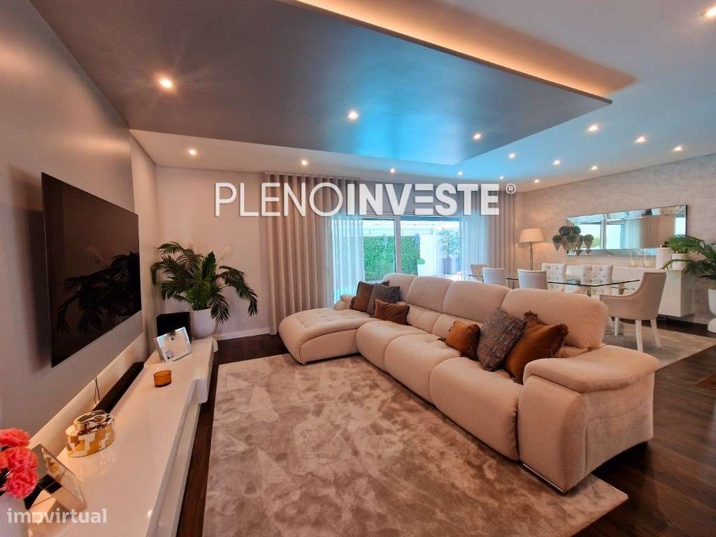 Moradia Isolada V3+2 com piscina na Quinta de Valadares-1