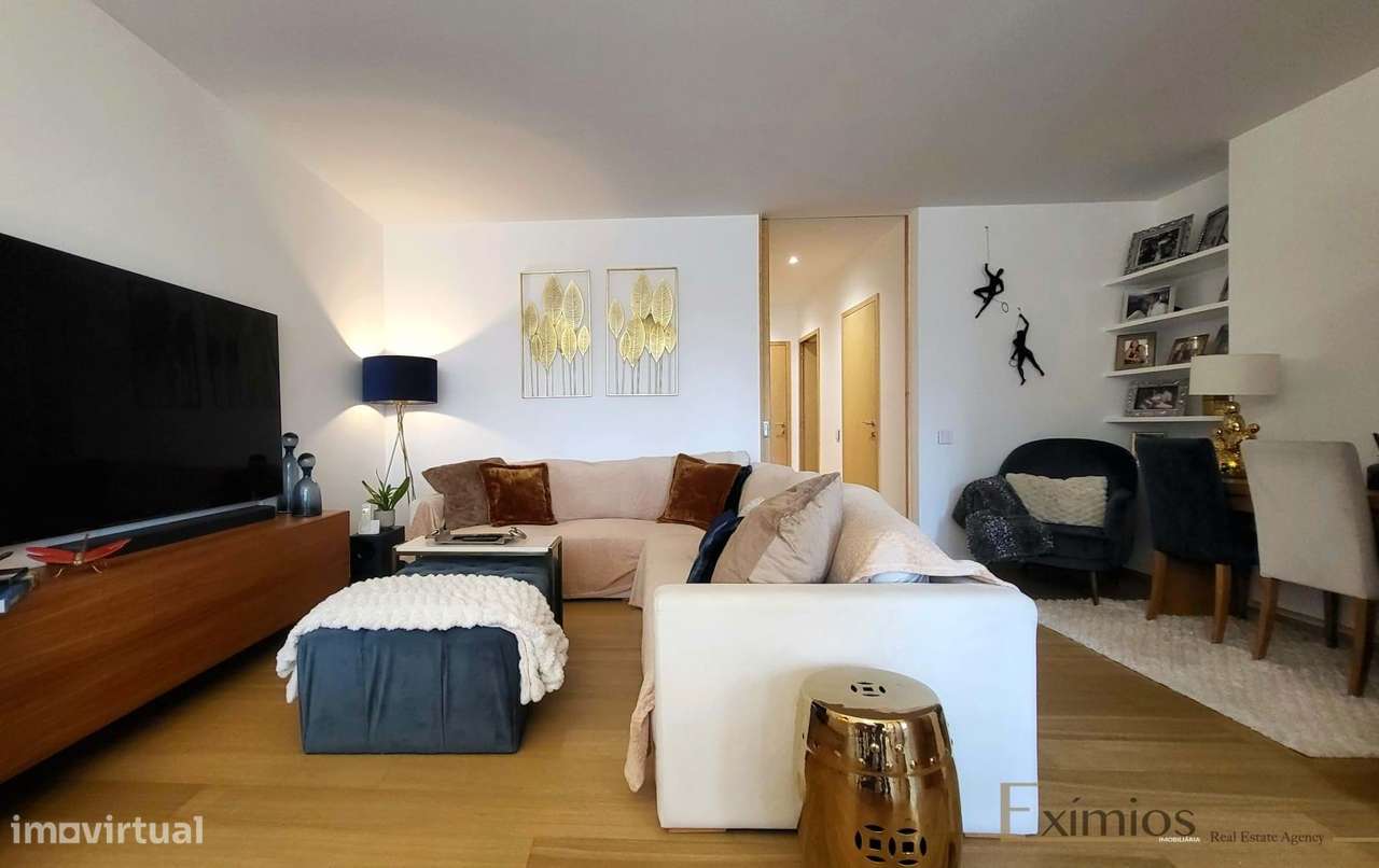 Apartamento T3 perto da praia e com garagem, em Aver-o-Mar-0