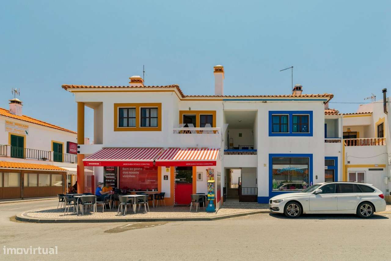 Apartamento T3 com Garagem a 750m da Praia do Almograve - Grande imagem: 4/23