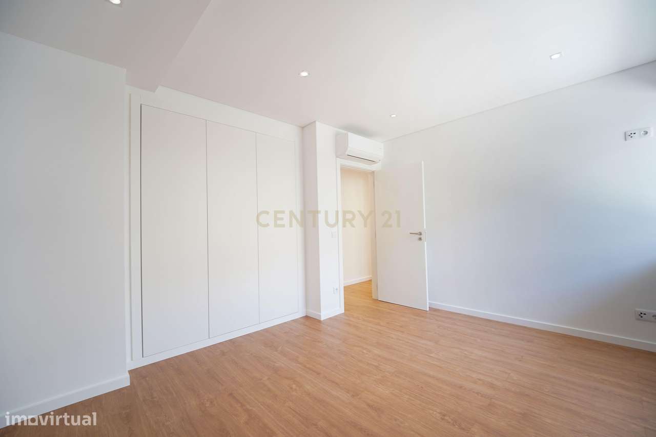 Apartamento T3 frente ao mar-13