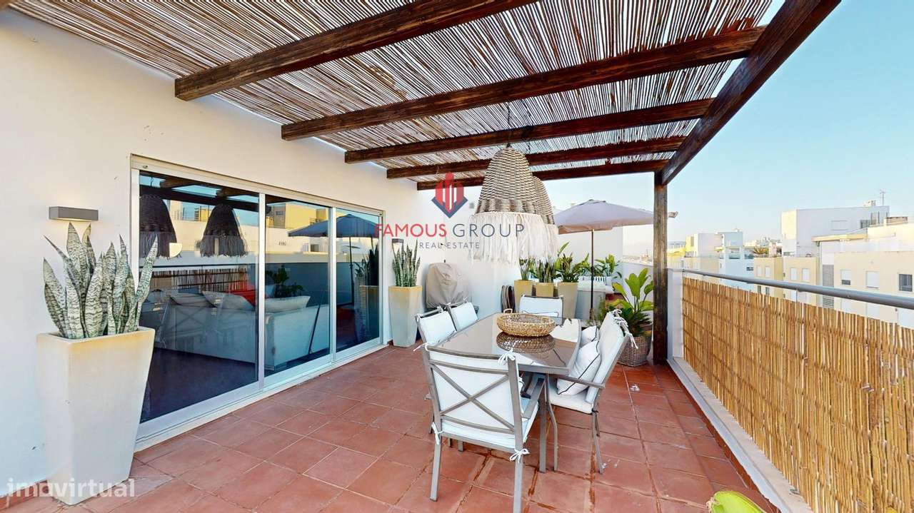 Apartamento T2 Renovado com vista Rio, Praia da Rocha - Grande imagem: 2/60