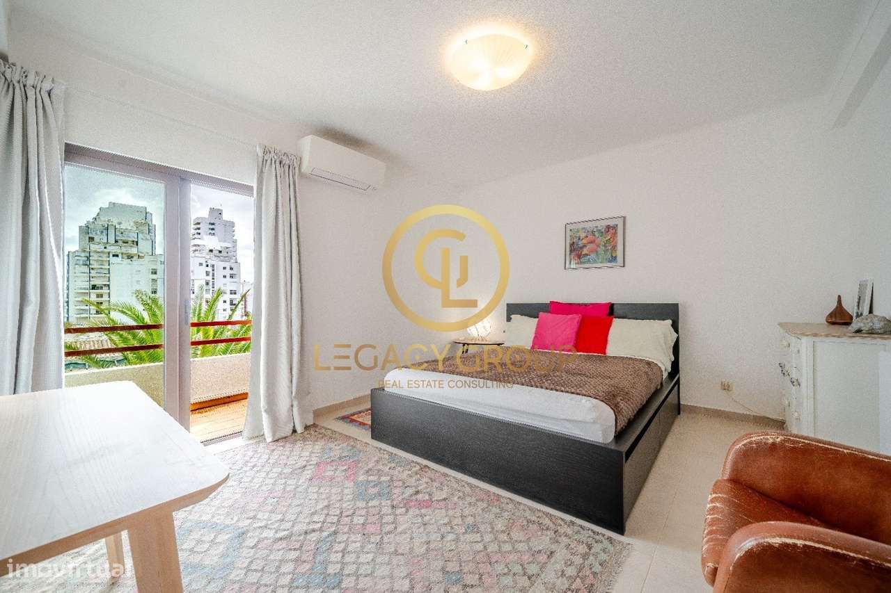 Apartamento T2 Com Piscina e estacionamento em Armação de Pera-21