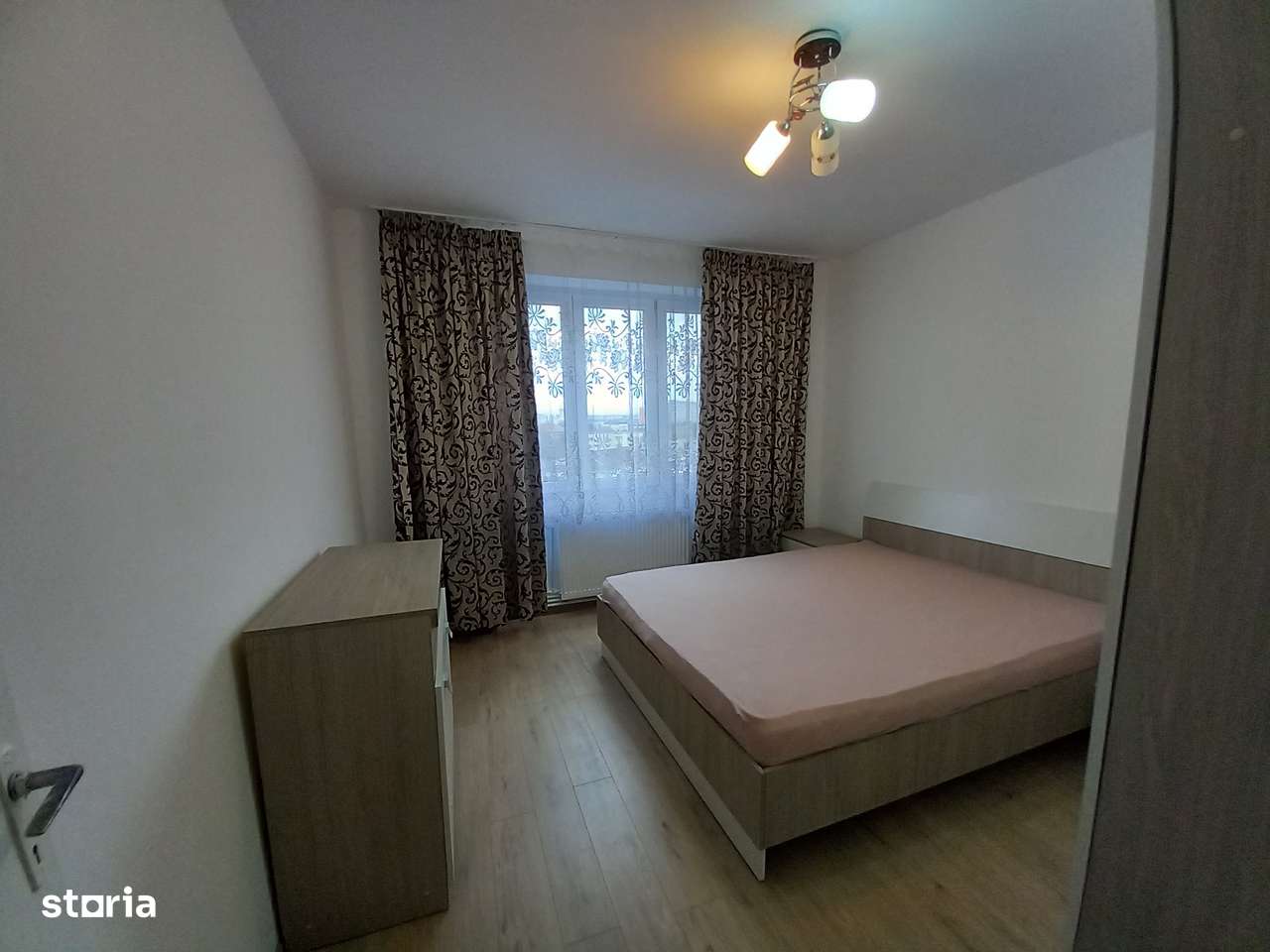 V. Babes - zona Andyvia, apartament 2 camere, etaj intermediar!-3