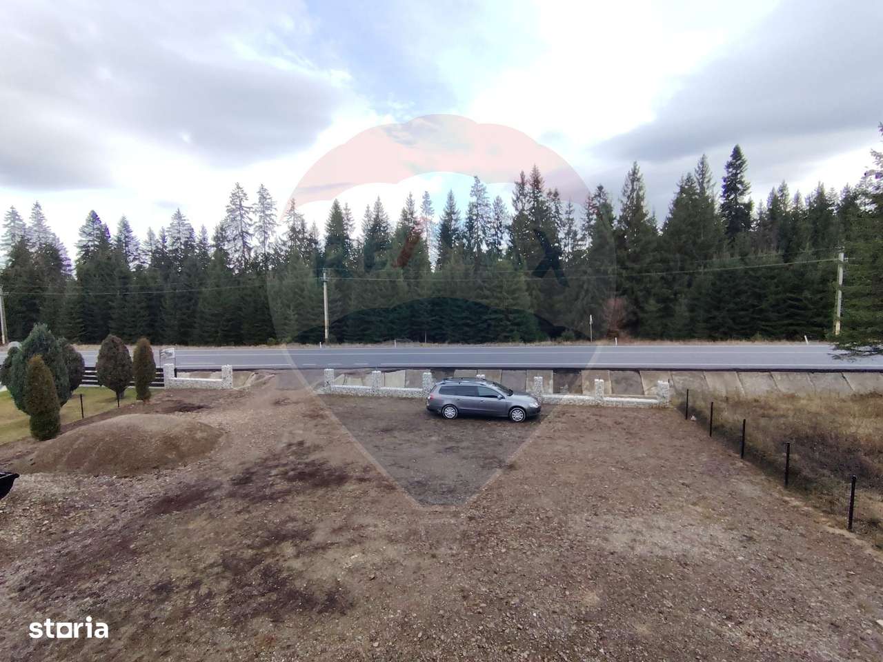 Casă / Vilă cu 8 camere de vânzare-5