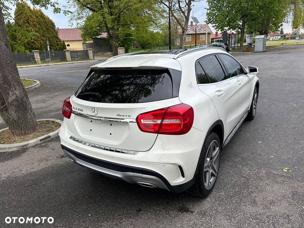 Mercedes-Benz GLA 250 4-Matic AMG Line - 15