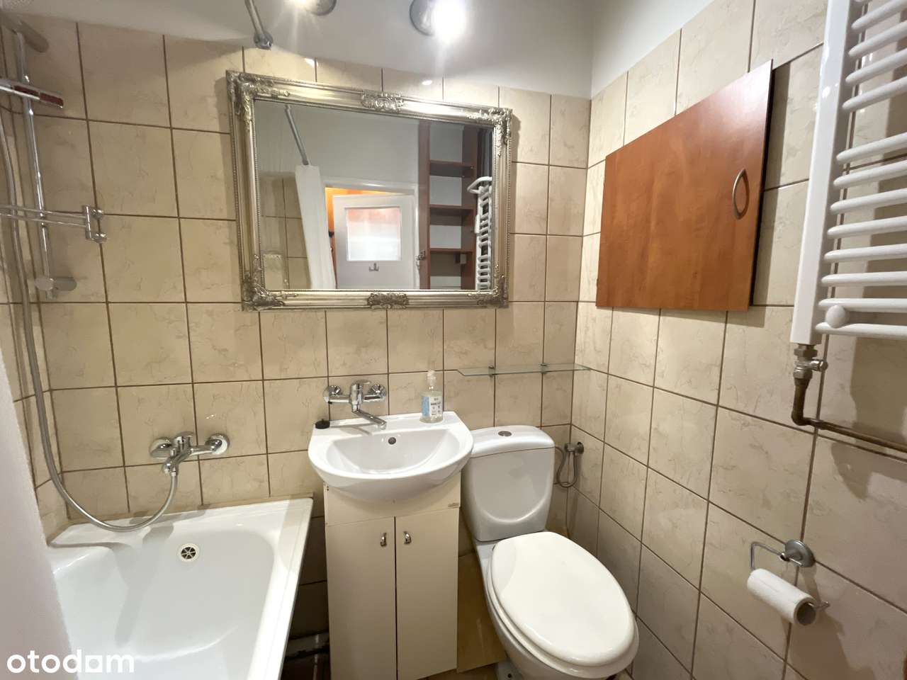 Słoneczna kawalerka na Ratajch-10