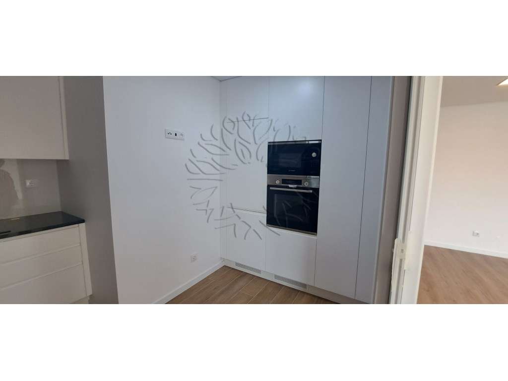 Apartamento T3 novo em Montijo com parqueamento-34