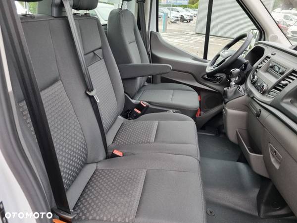 Ford Transit - 26