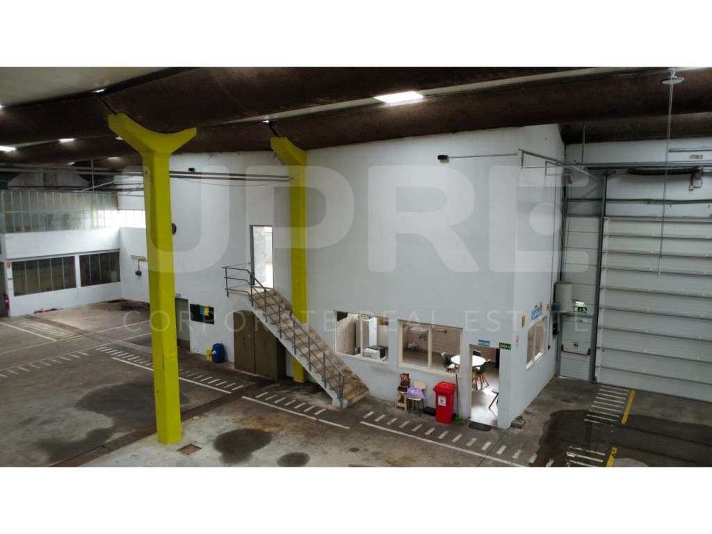 Armazém Industrial c/ PT 800Kva | VENDA | VN GAIA-18
