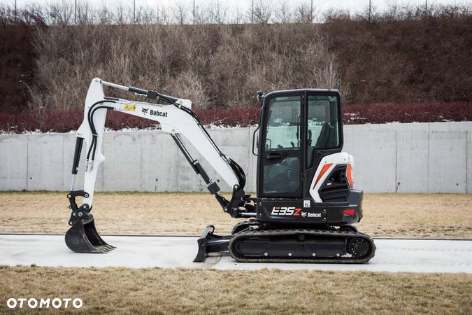 Bobcat E35 - 5