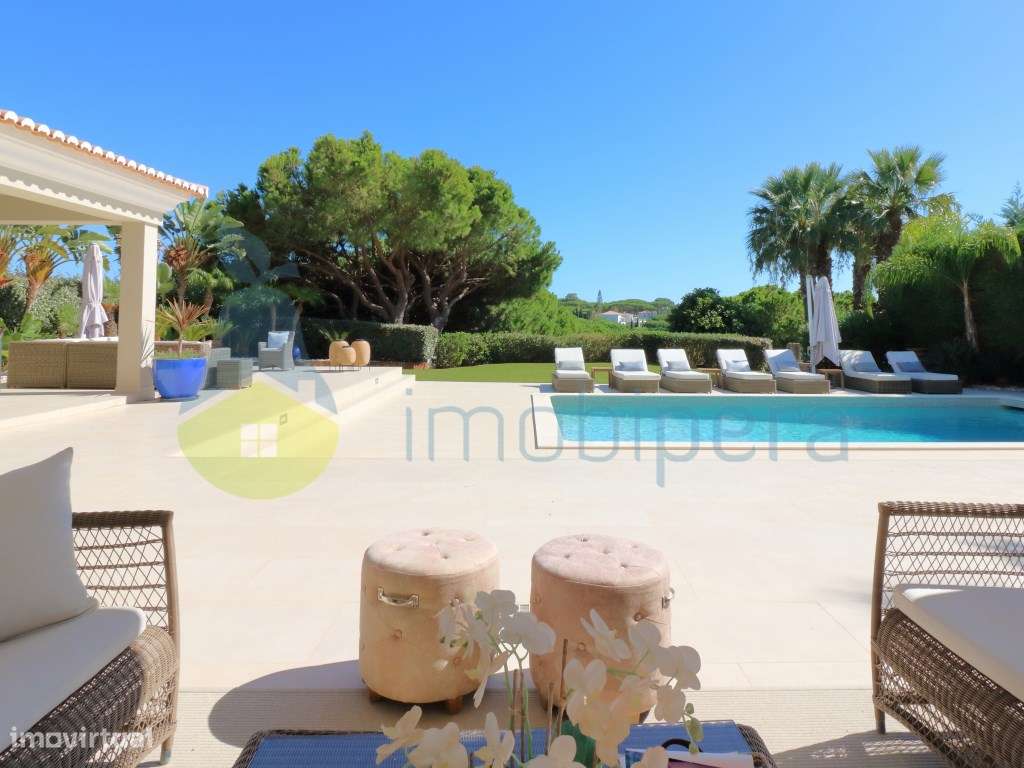 Encantadora moradia T4 em Vale do Lobo-21