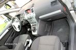 Opel Zafira 2.2 Cosmo - 13