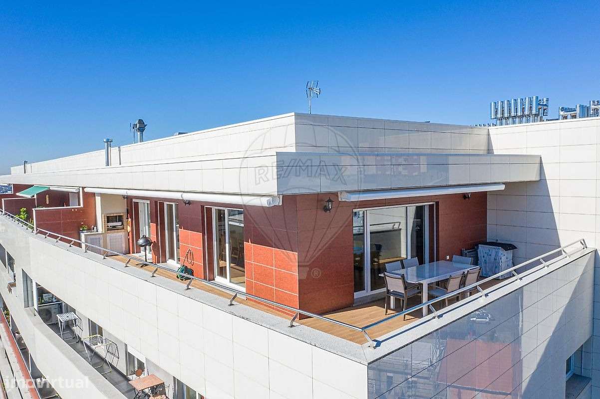 Apartamento T5 de Luxo Penthouse com terraço-26