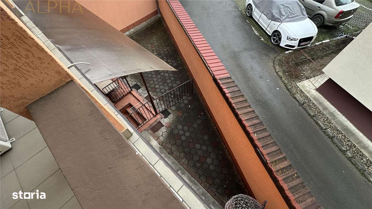 Vila Impunatoare cu 13 Camere – Ideala pentru Clinica, After-School sa-15